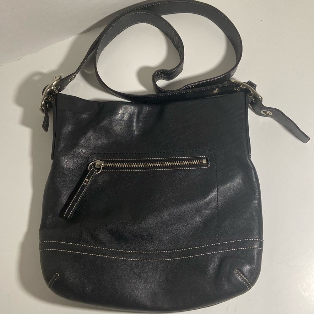 Authentic COACH  #1415 Black Natural Cowhide Leather Shoulder Bag - Circa 2004